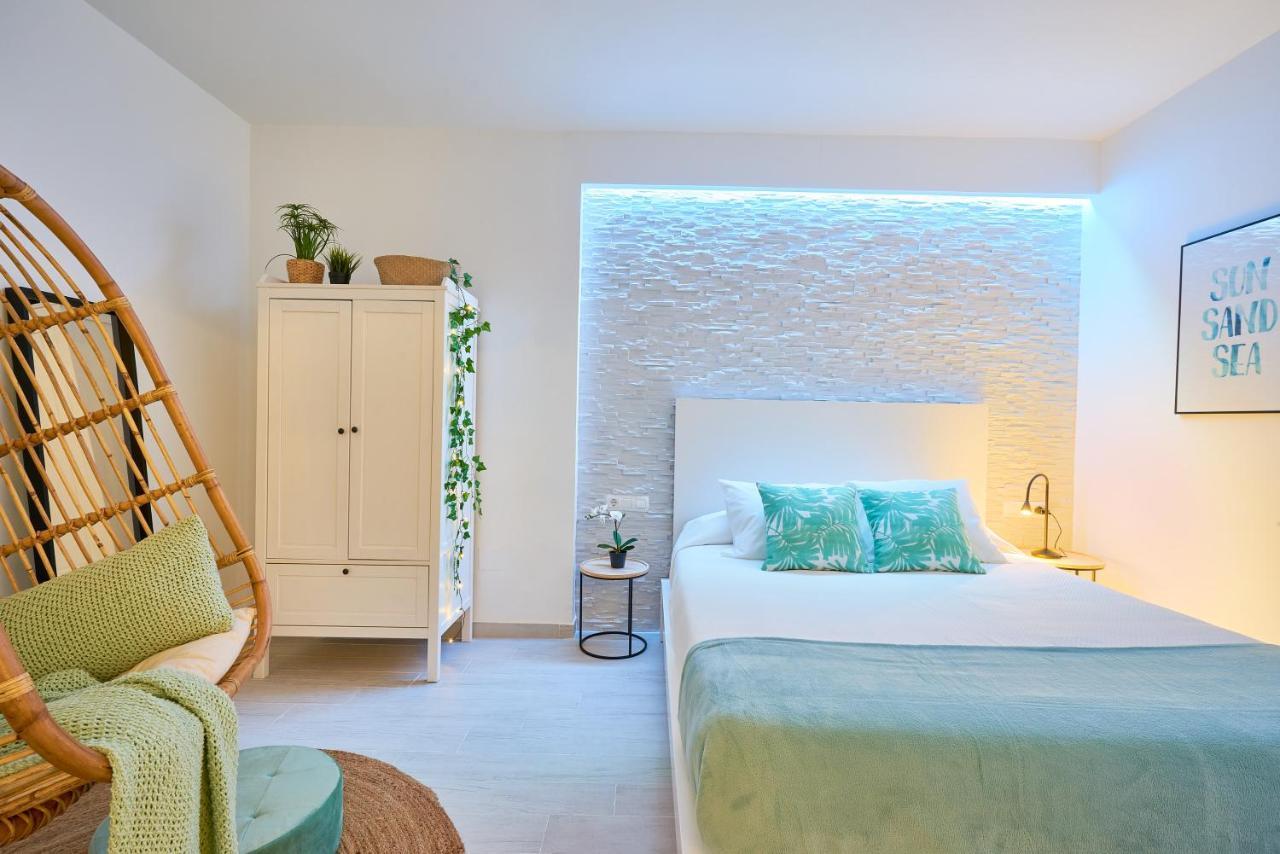 Puro Beach. Charming Apartment With Jacuzzi. Torremolinos Exterior foto